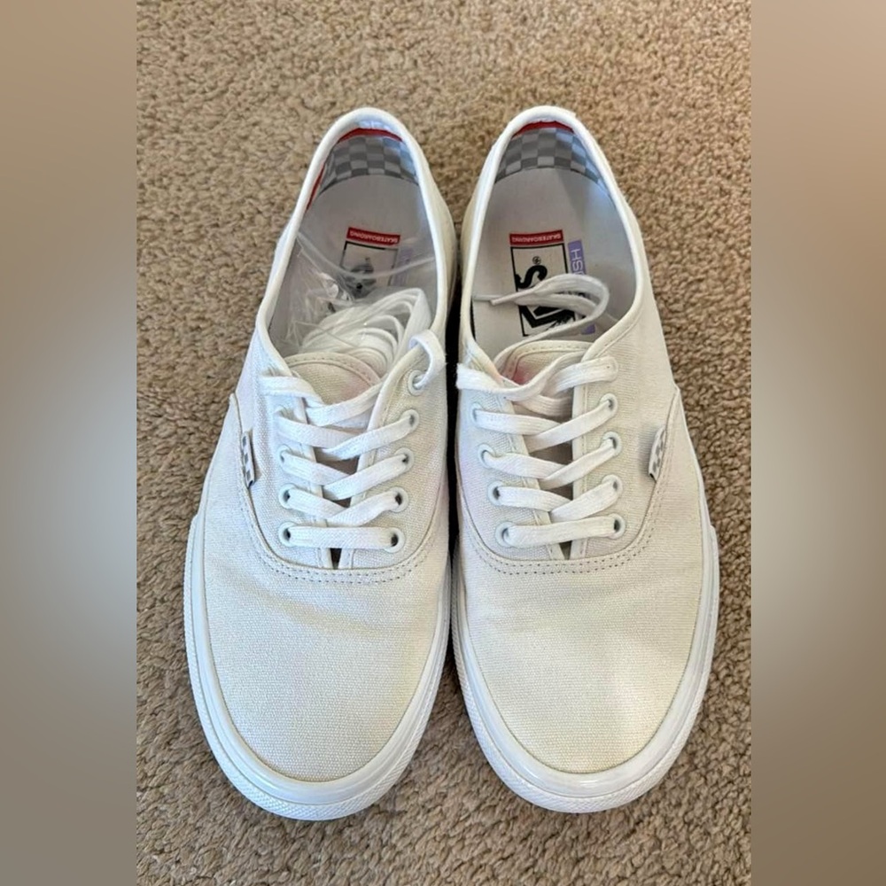 White VANS 🛹